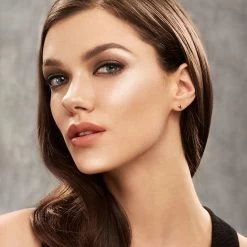 Maybelline Master Studio Strobing Highlighter Stick - 100 Light -Cosmetica Discountwinkel 1200x1200 132