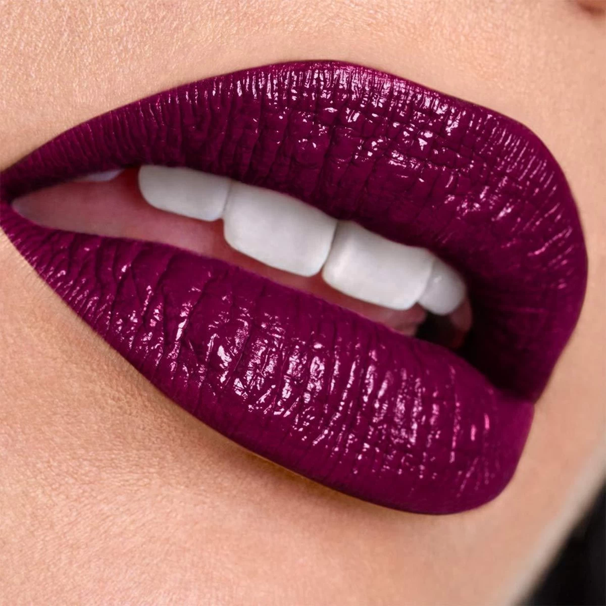 Maybelline SuperStay 24H Lipstick - 815 Scarlet Splash 7 Maybelline SuperStay 24H Lipstick - 815 Scarlet Splash - Afbeelding 5