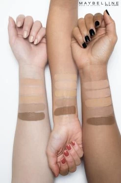 Maybelline Dream Matte Mousse Foundation - 030 Sand -Cosmetica Discountwinkel 800x1200 8