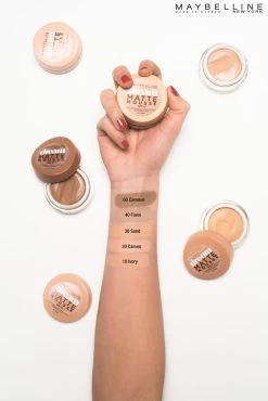 Maybelline Dream Matte Mousse Foundation - 030 Sand -Cosmetica Discountwinkel 801x1200